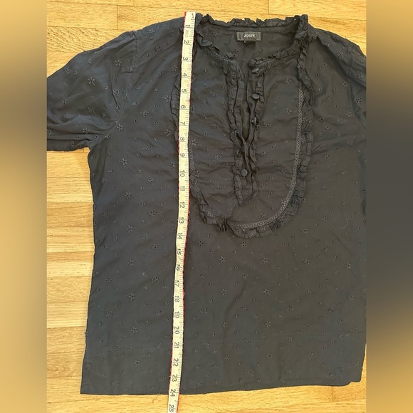 J Crew Black Floral‎ Eyelet Long Sleeve Ruffled Yoked Front Blouse Size Small - Picture 7 of 9